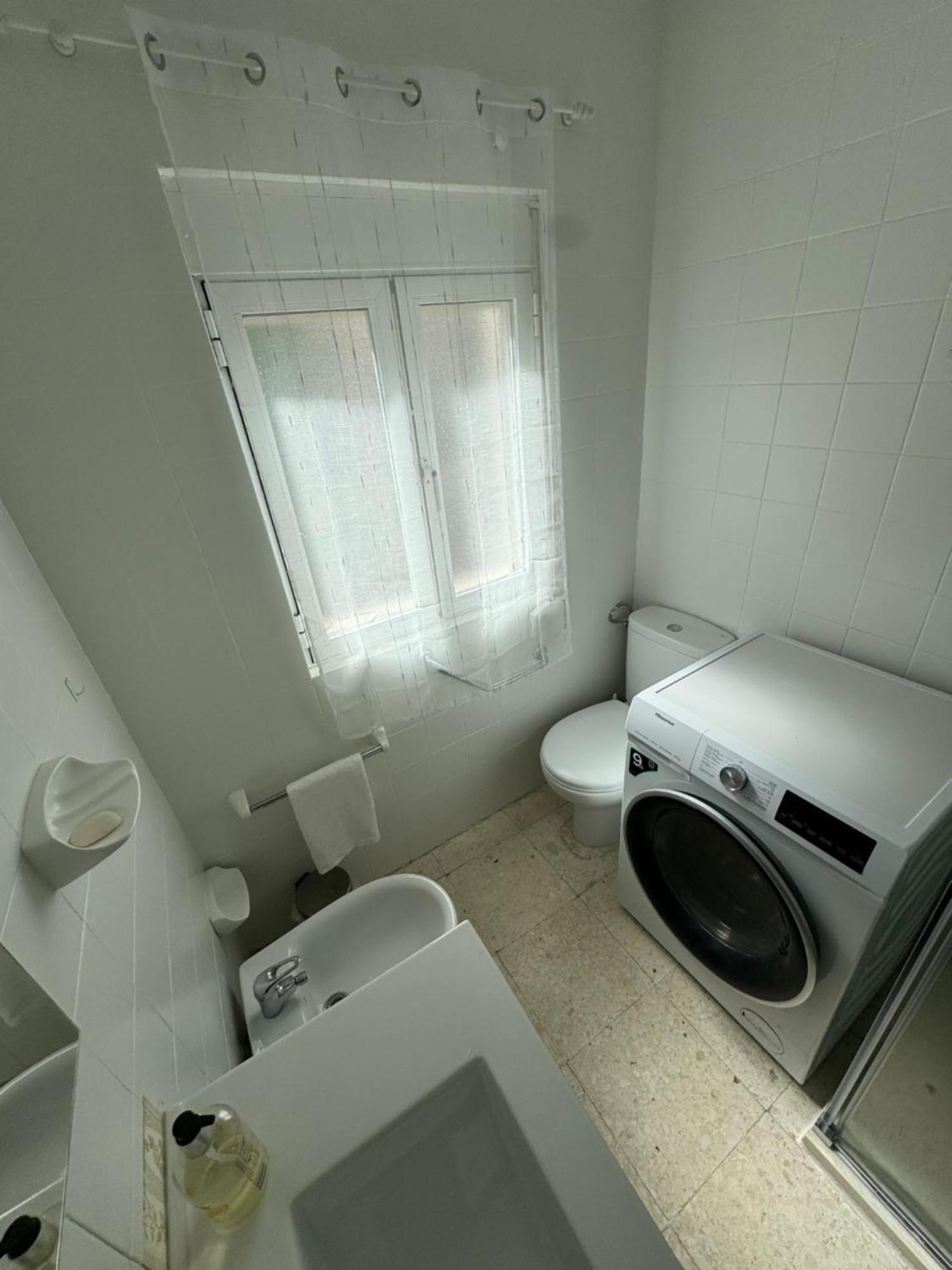 Home4u Apartamento Picasso Cerca De Todo Apartamento Granada